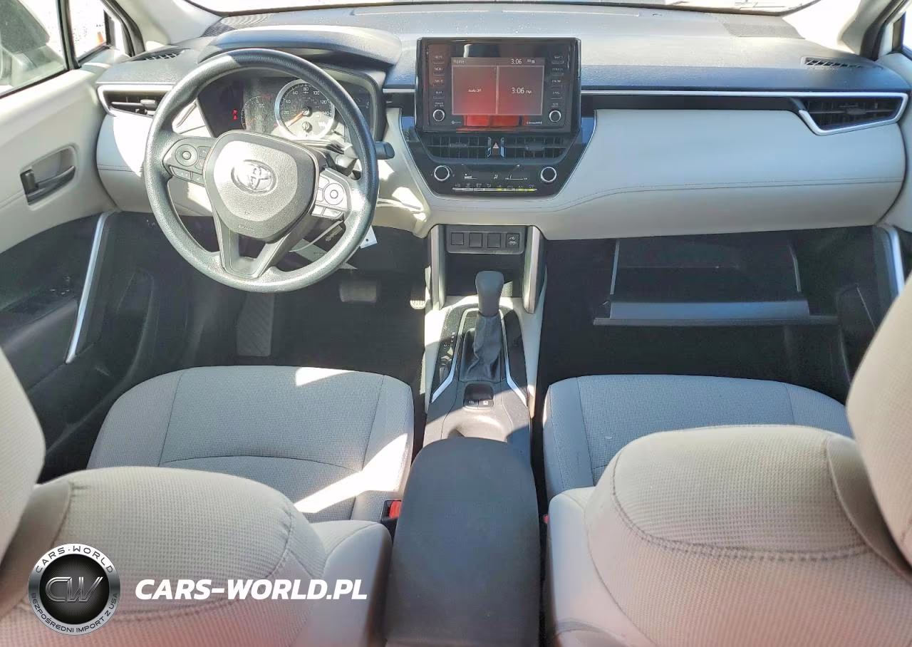 2022 Toyota Corolla Cross L VIN:7MUAAABG2NV002926 - 8