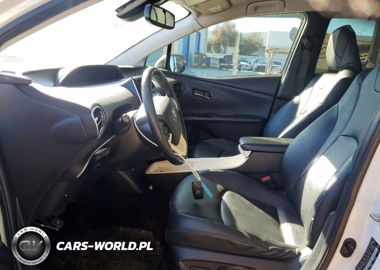 2016 Toyota Prius Four Touring VIN:JTDKARFU6G3515002 - 7