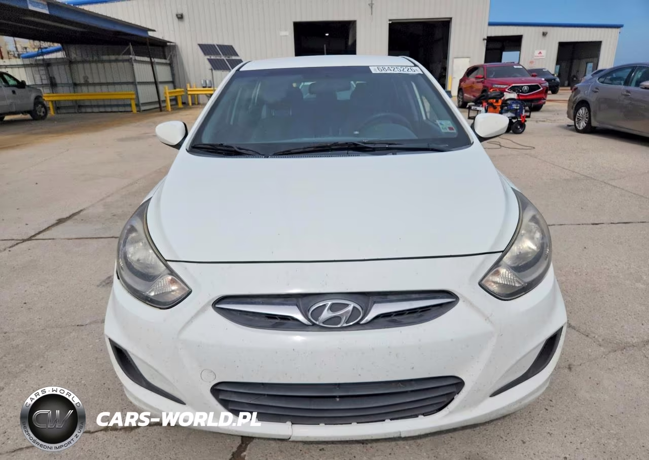 2014 Hyundai Accent Gs VIN:KMHCT5AE3EU197530 - 5