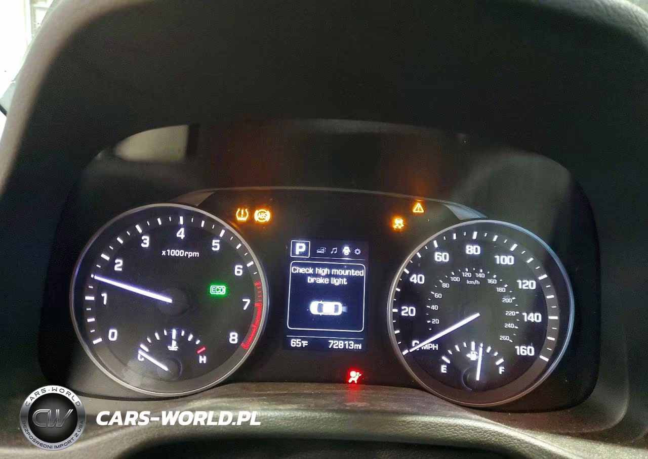 2018 Hyundai Elantra Sel VIN:5NPD84LF3JH317194 - 9