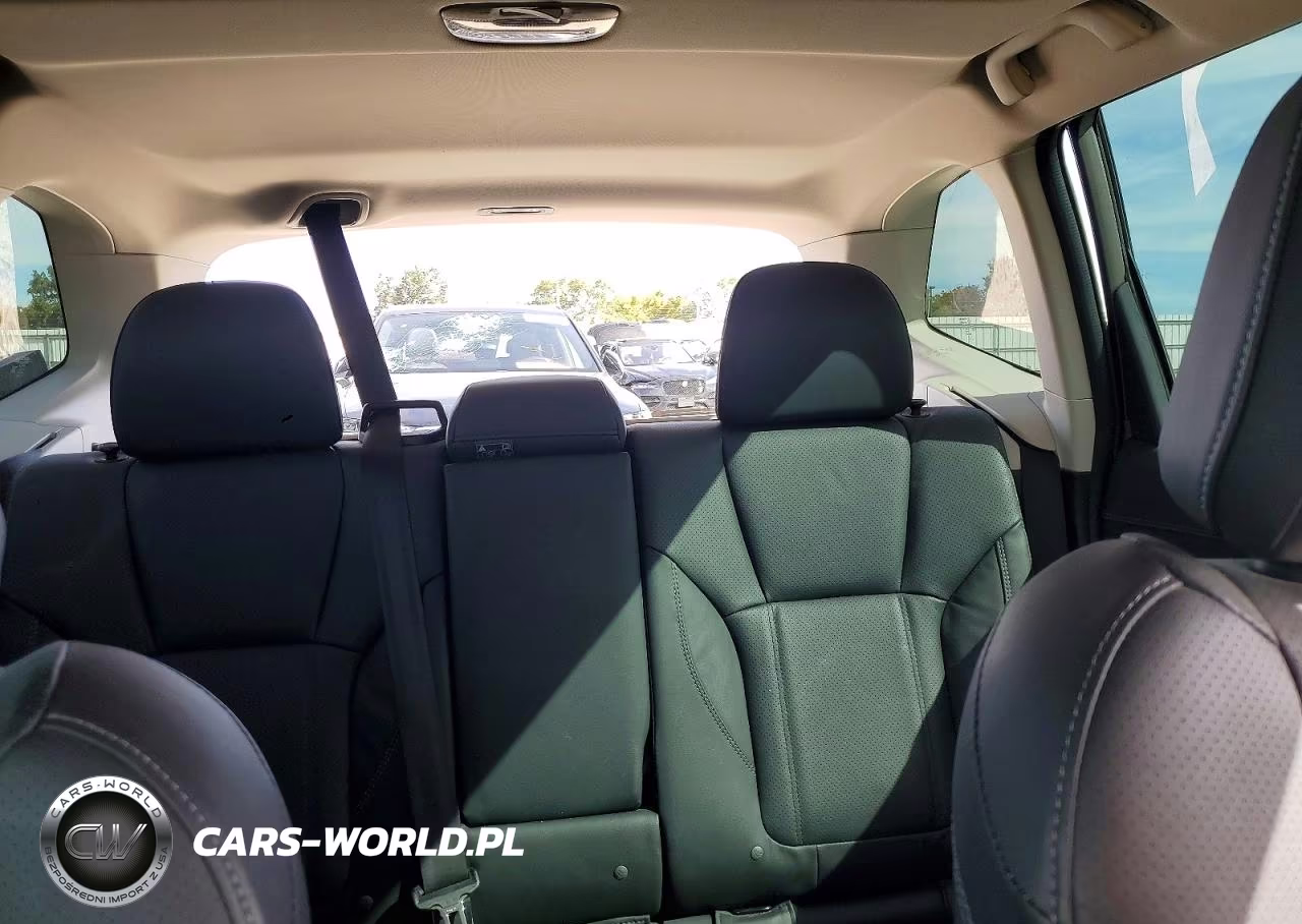 2021 Subaru Forester Touring VIN:JF2SKAXC3MH566042 - 10
