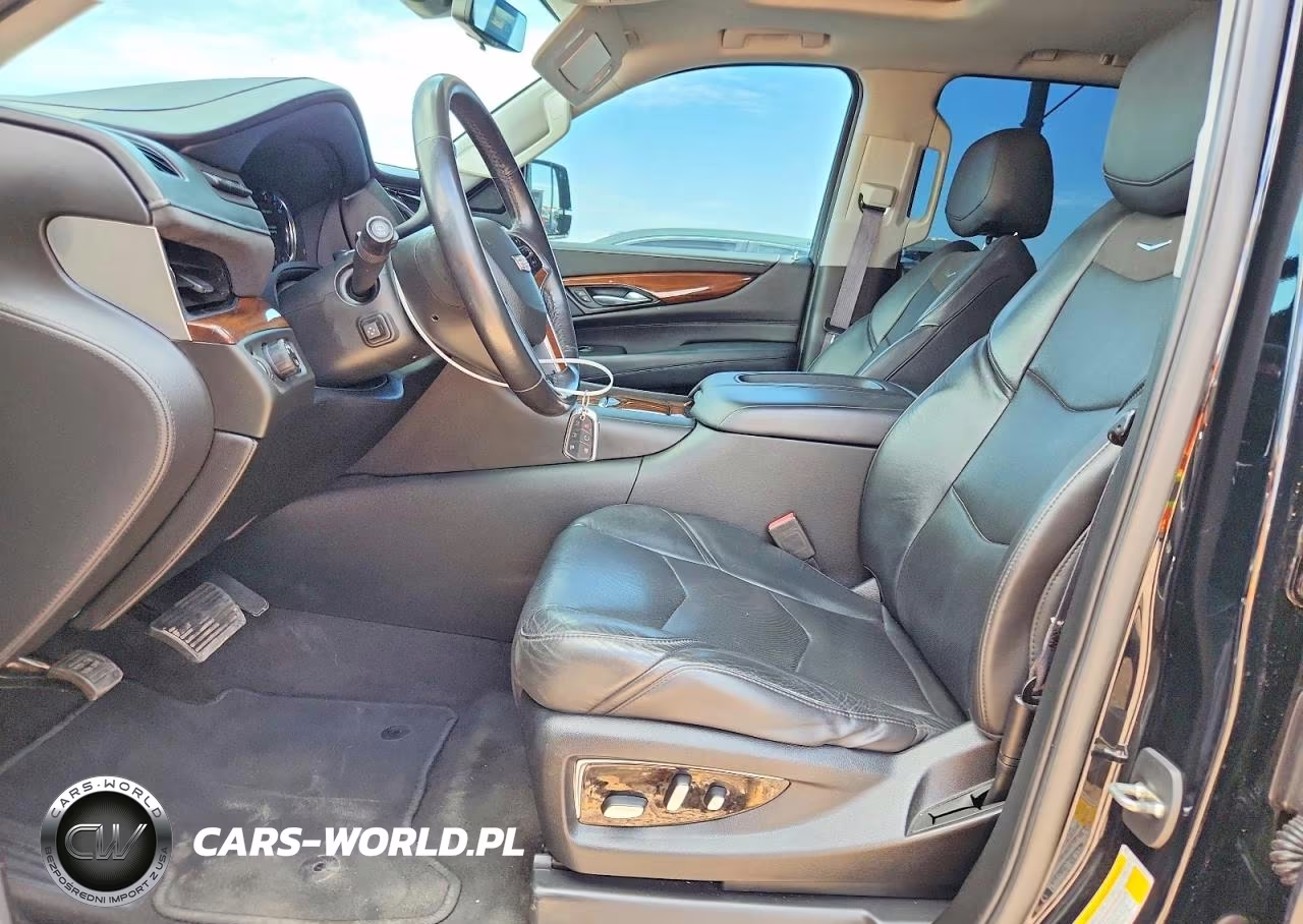 2020 Cadillac Escalade Luxury VIN:1GYS3BKJ6LR288053 - 7