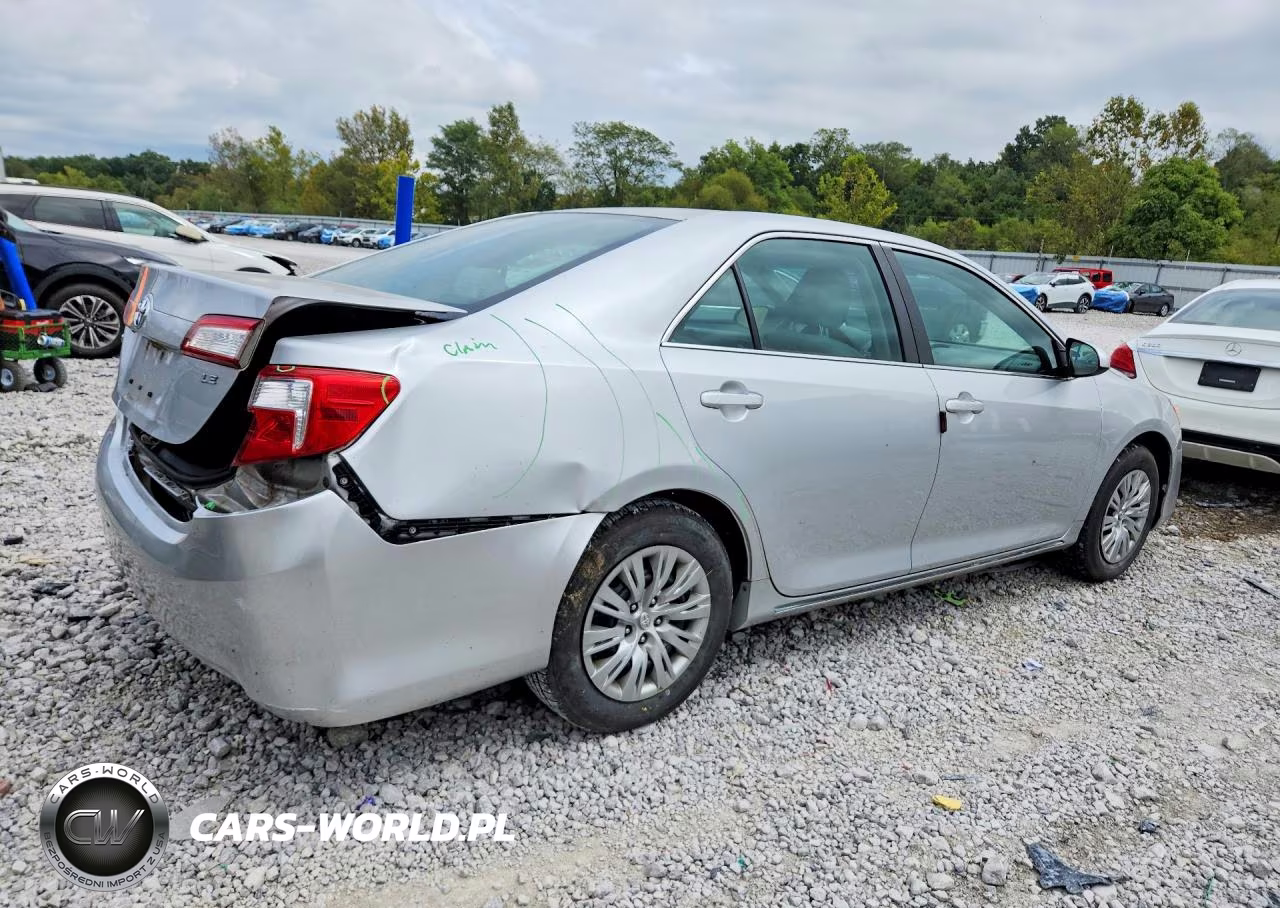 2014 Toyota Camry Le VIN:4T1BF1FKXEU369594 - 3
