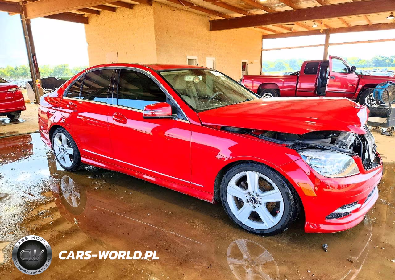 2011 Mercedes-Benz C 300 4Matic VIN:WDDGF8BB5BR182843 - 4