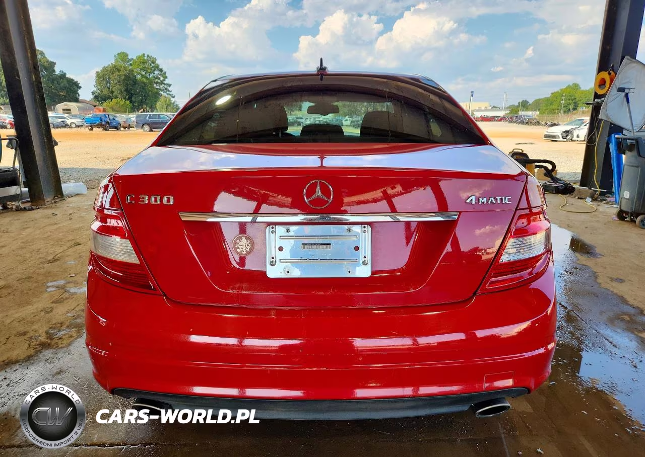 2011 Mercedes-Benz C 300 4Matic VIN:WDDGF8BB5BR182843 - 6