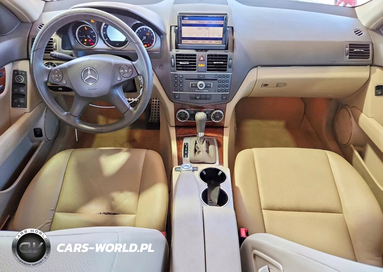2011 Mercedes-Benz C 300 4Matic VIN:WDDGF8BB5BR182843 - 8