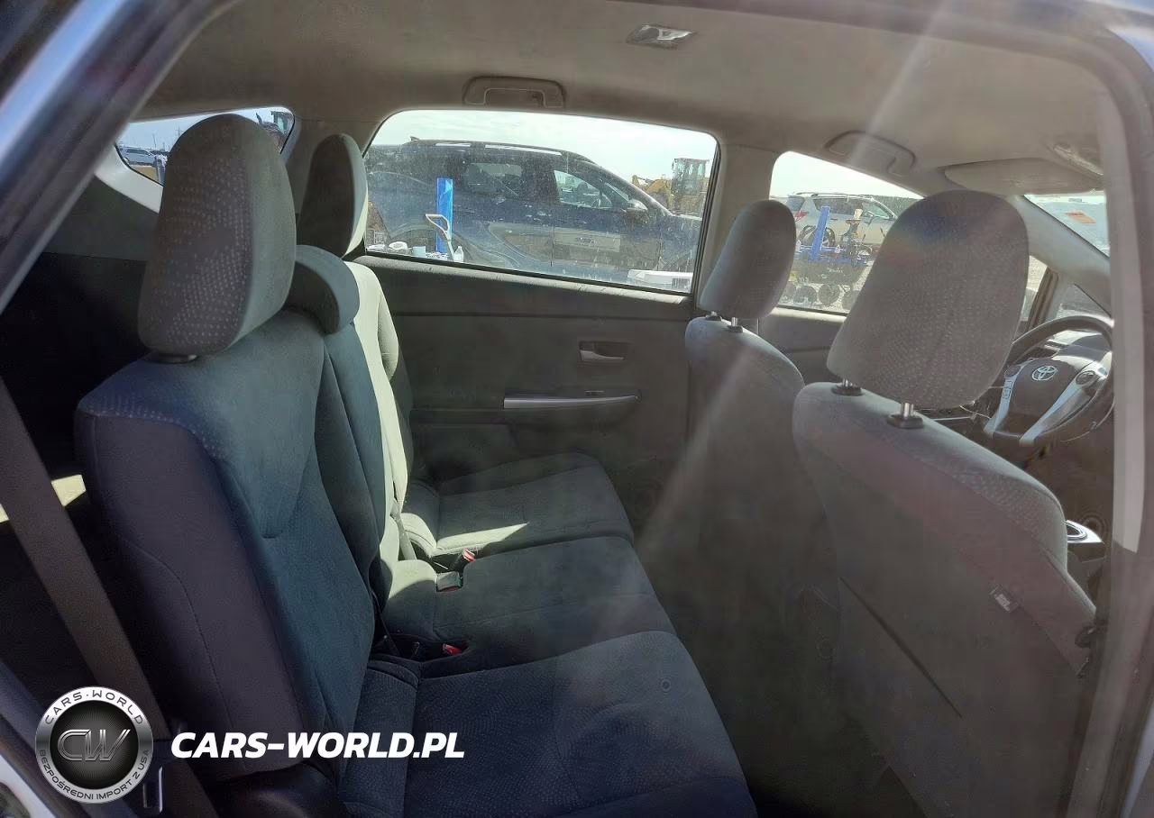 2012 Toyota Prius V Two VIN:JTDZN3EU9C3155316 - 10