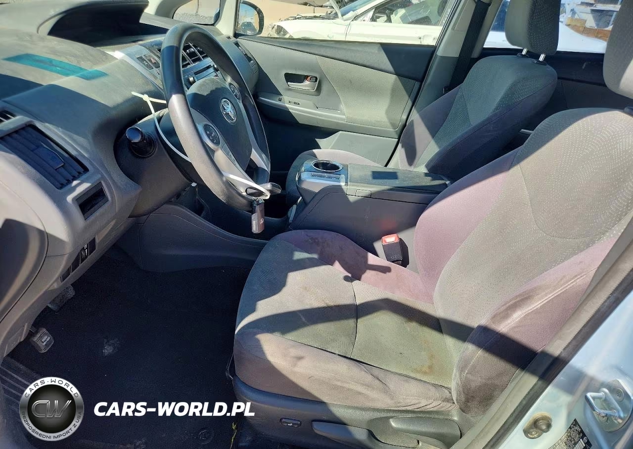 2012 Toyota Prius V Two VIN:JTDZN3EU9C3155316 - 7