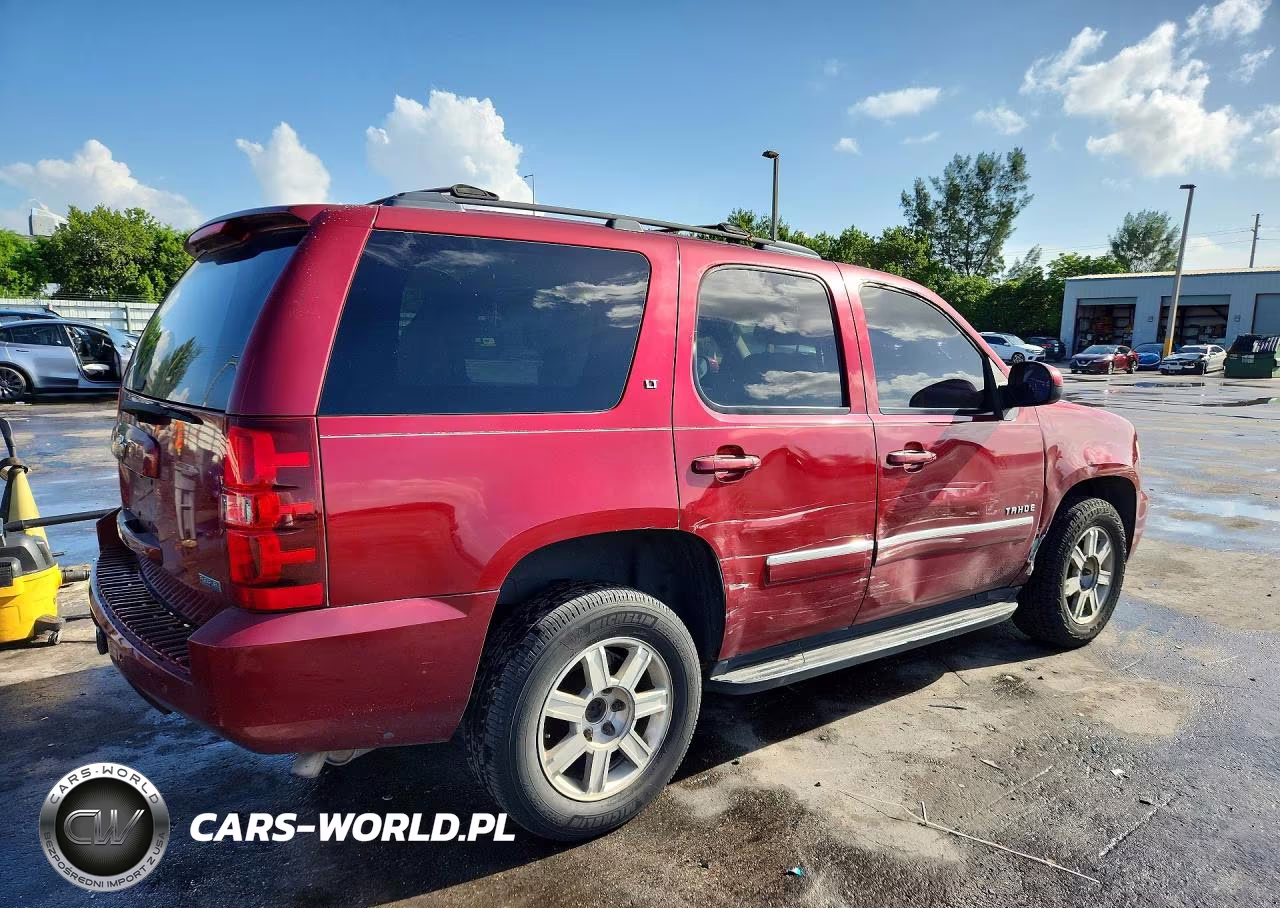 2011 Chevrolet Tahoe C1500 Lt VIN:1GNSCBE00BR244841 - 3