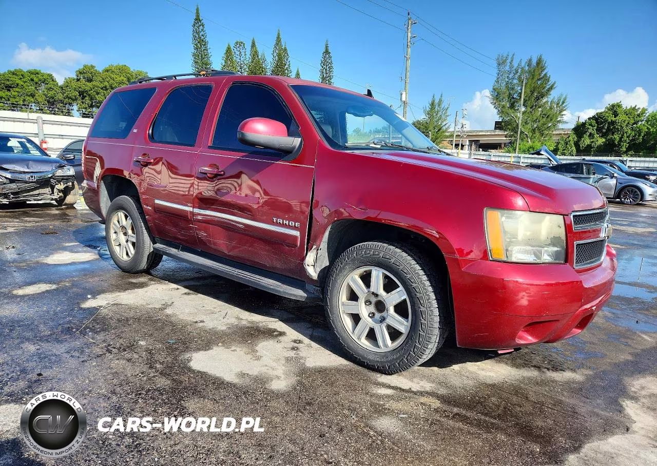 2011 Chevrolet Tahoe C1500 Lt VIN:1GNSCBE00BR244841 - 4