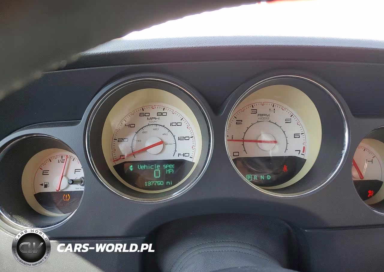 2014 Dodge Challenger Rallye Redline VIN:2C3CDYAG5EH111954 - 9
