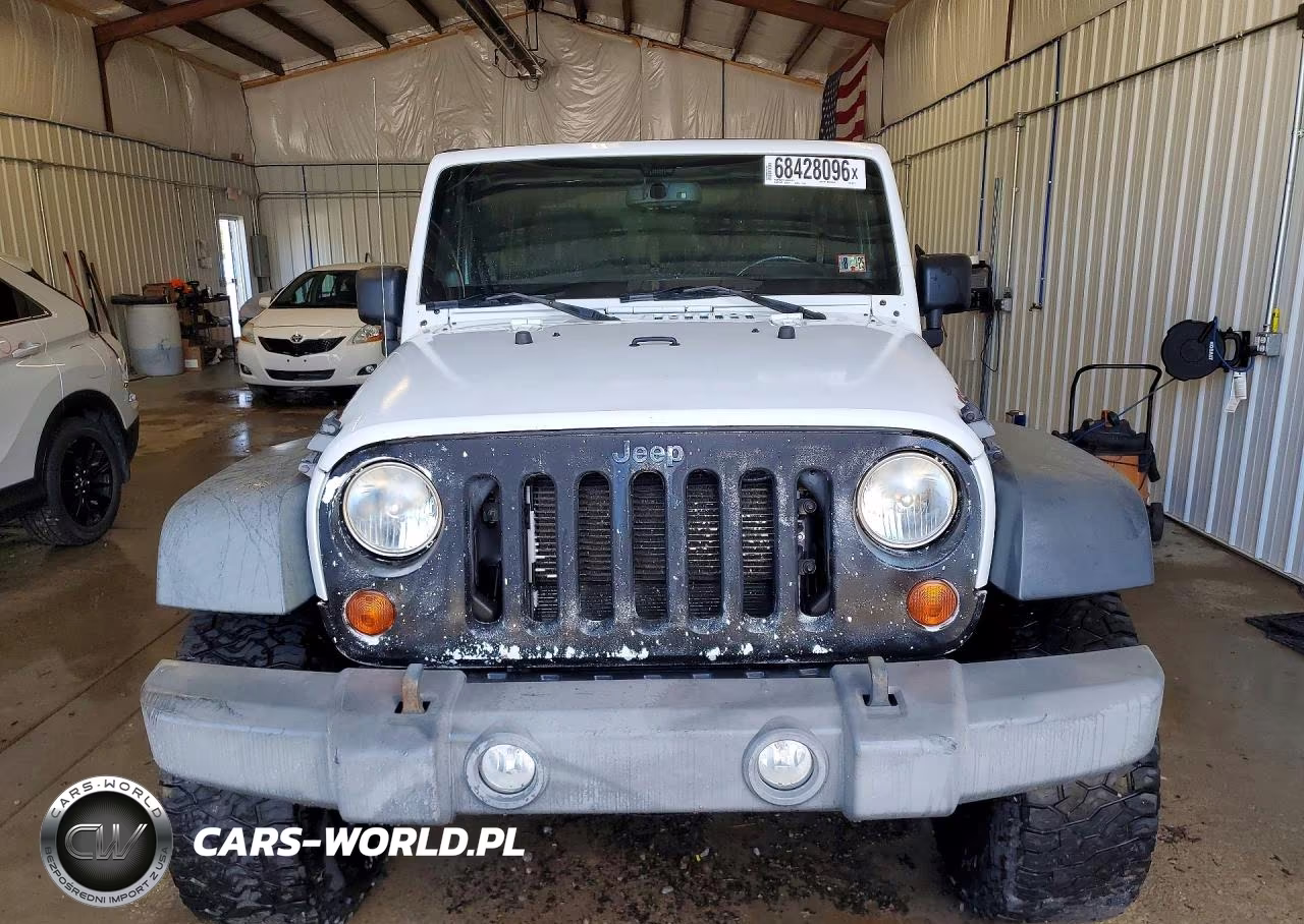 2013 Jeep Wrangler Sport VIN:1C4AJWAG9DL702774 - 5