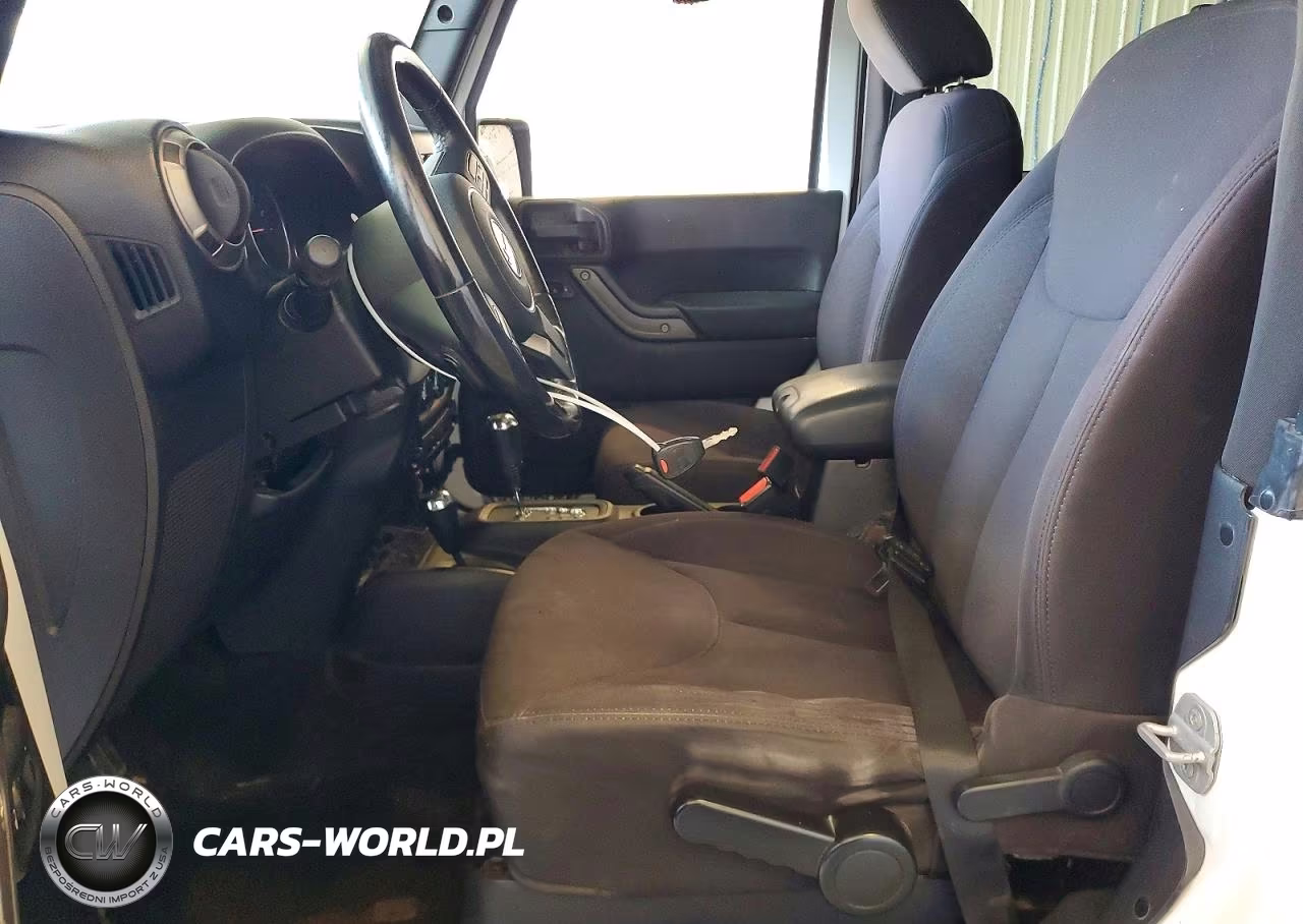 2013 Jeep Wrangler Sport VIN:1C4AJWAG9DL702774 - 7