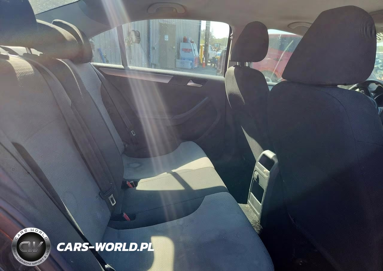 2017 Volkswagen Jetta S VIN:3VW2B7AJ3HM316310 - 10