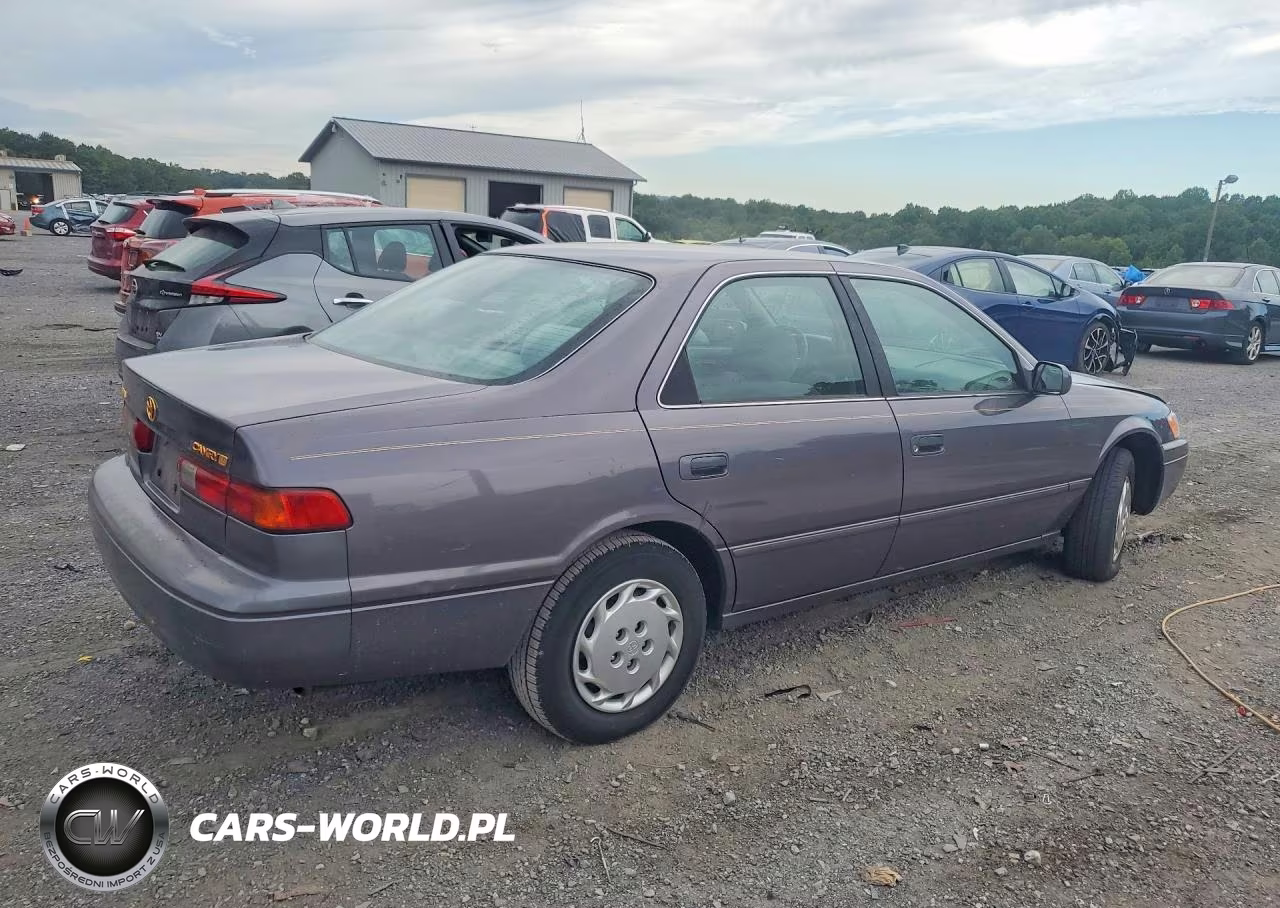 1998 Toyota Camry Le VIN:4T1BG22K0WU266596 - 3