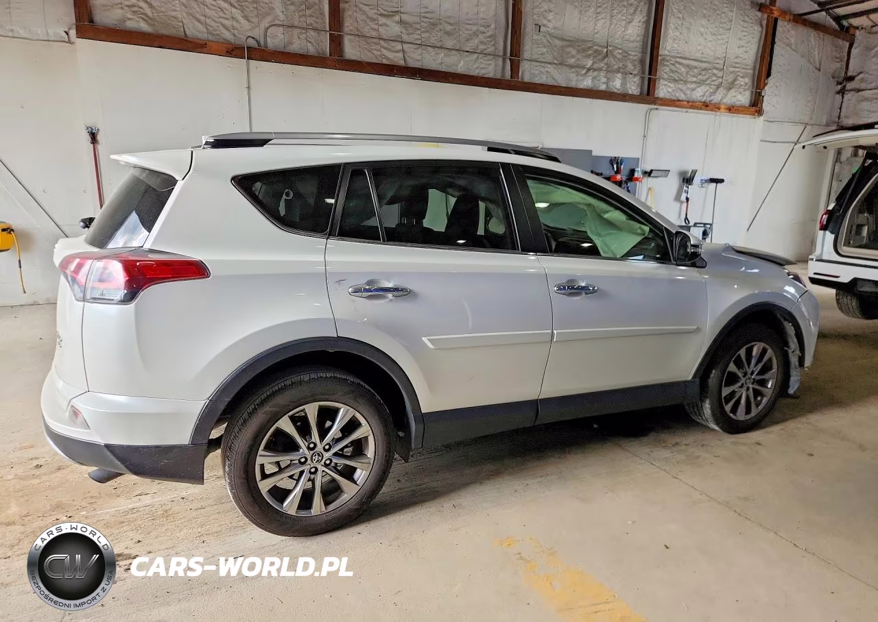 2017 Toyota Rav4 Limited VIN:JTMDFREVXHJ709596 - 3