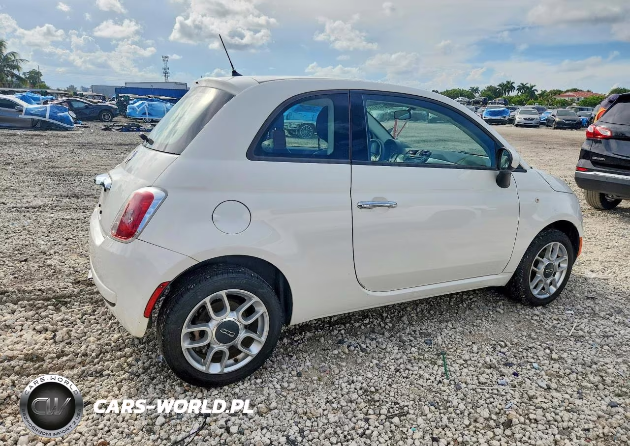 2015 Fiat 500 Pop VIN:3C3CFFAR1FT613434 - 3