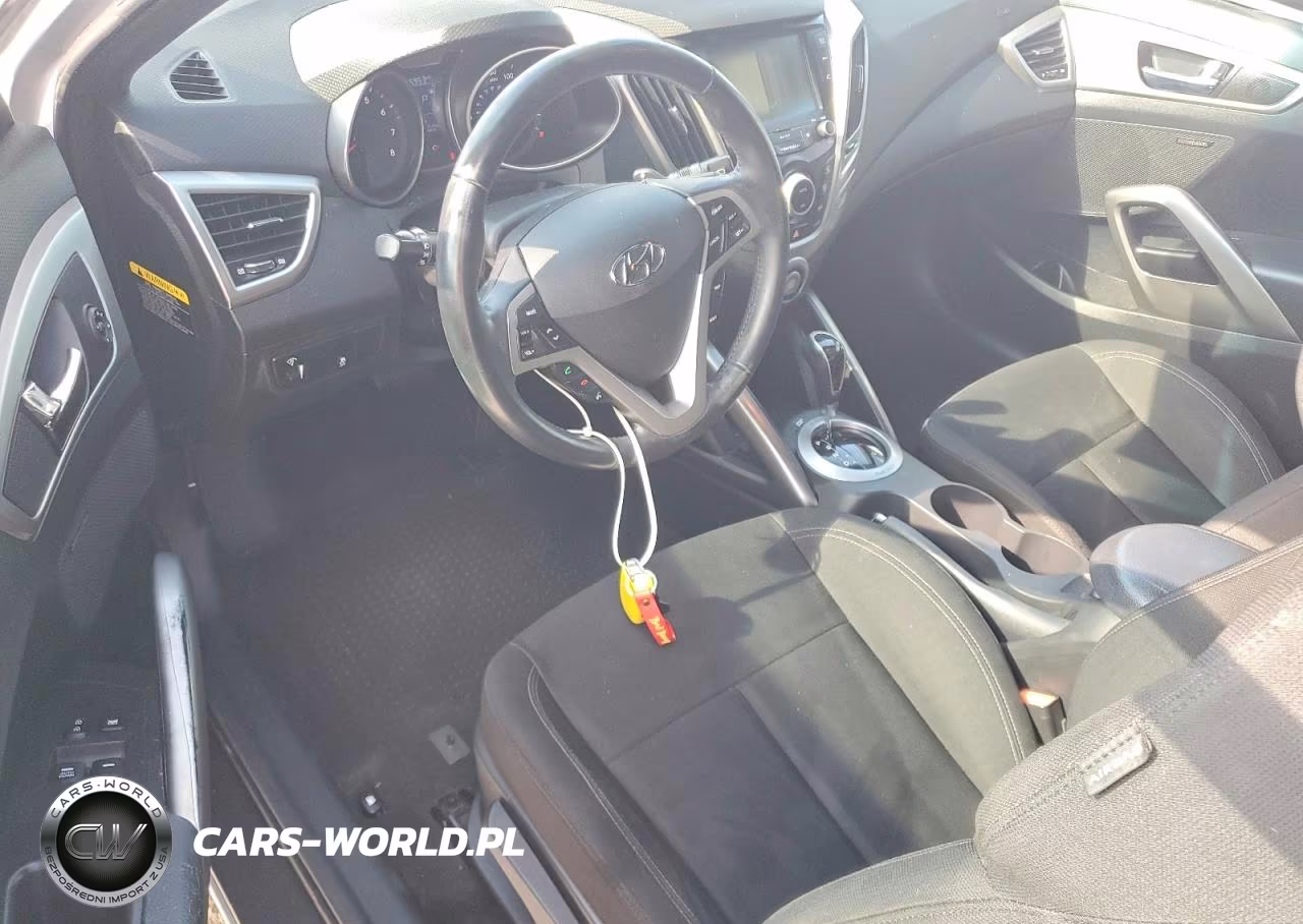 2017 Hyundai Veloster Value Edition VIN:KMHTC6AD0HU317642 - 8