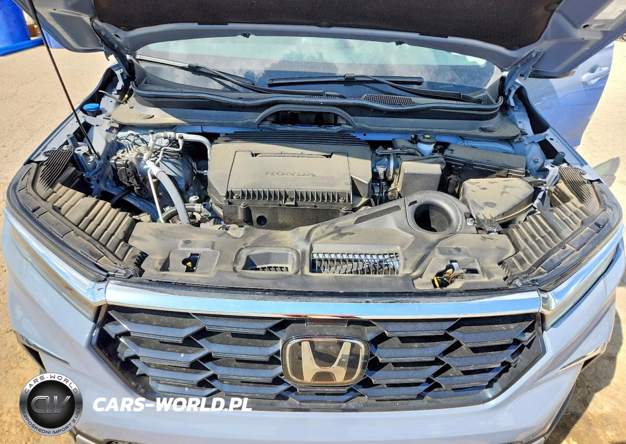 2025 Honda Pilot Touring VIN:5FNYG1H72SB126953 - 11