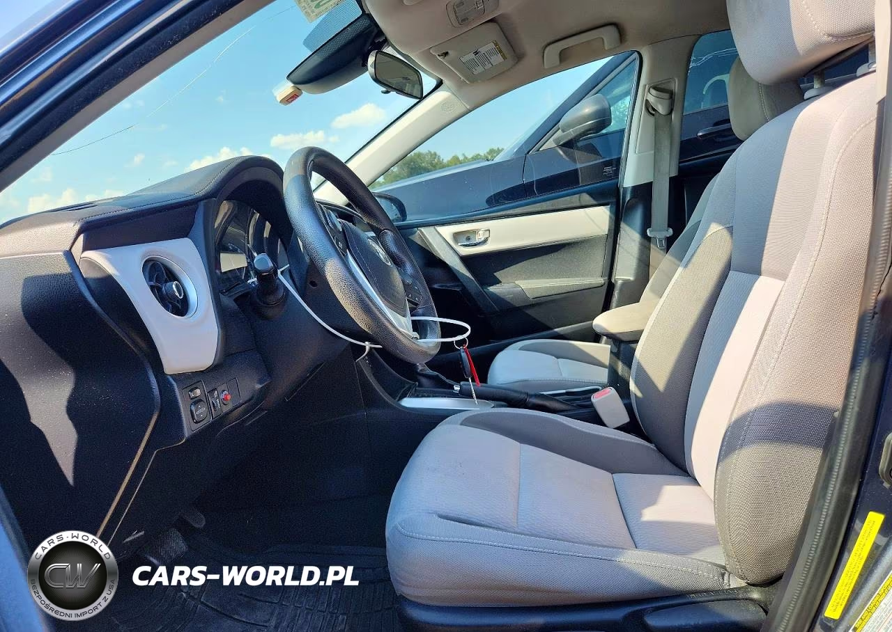 2017 Toyota Corolla Le VIN:5YFBURHE4HP601947 - 7