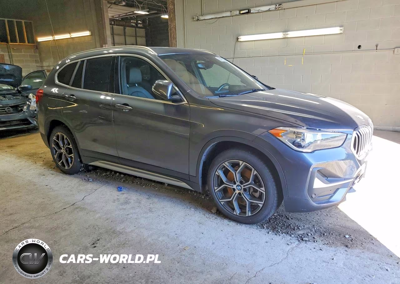 2021 BMW X1 xDrive28I VIN:WBXJG9C03M5U47272 - 4