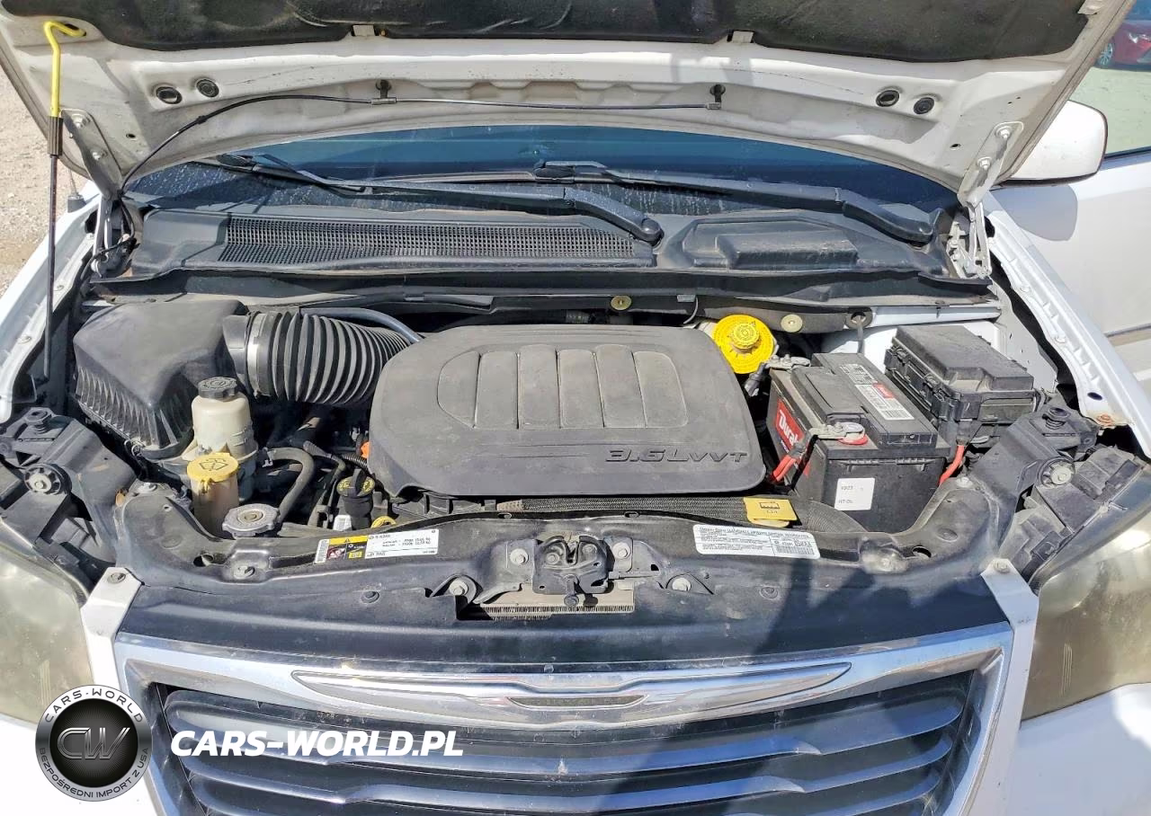 2014 Chrysler Town & Country S VIN:2C4RC1HG0ER333320 - 12