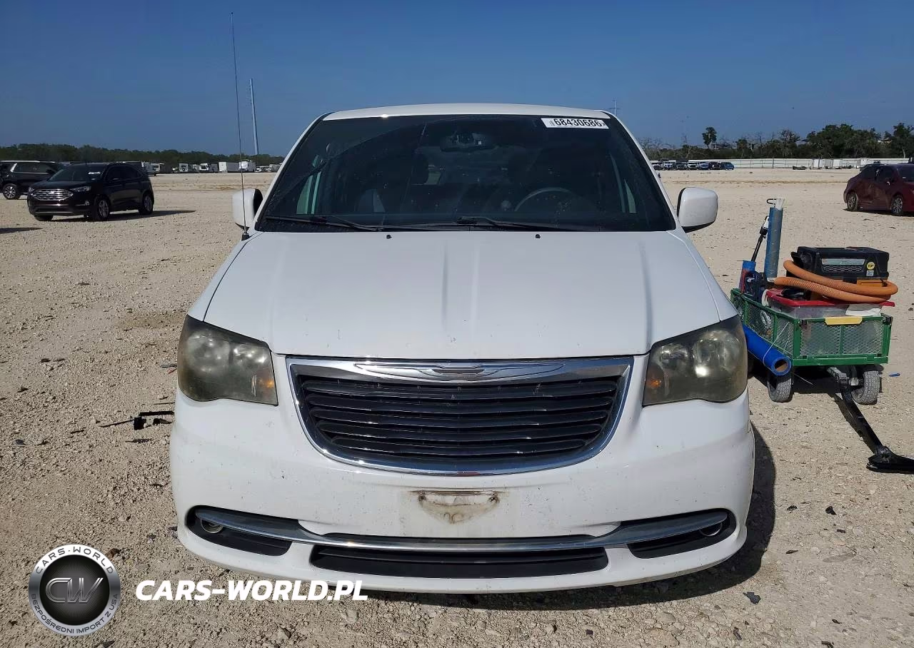 2014 Chrysler Town & Country S VIN:2C4RC1HG0ER333320 - 5