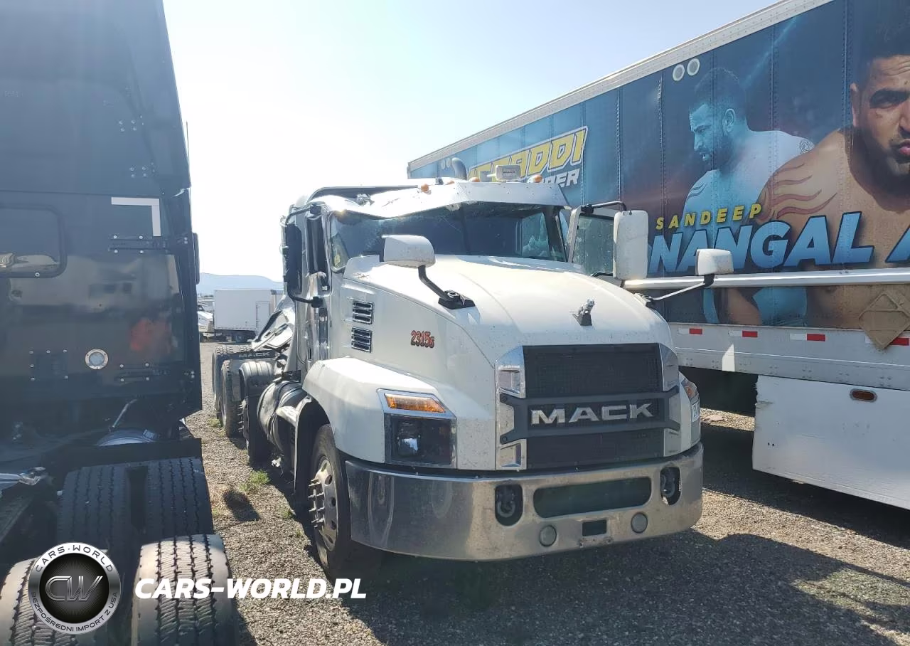 2023 Mack Anthem Semi Truck