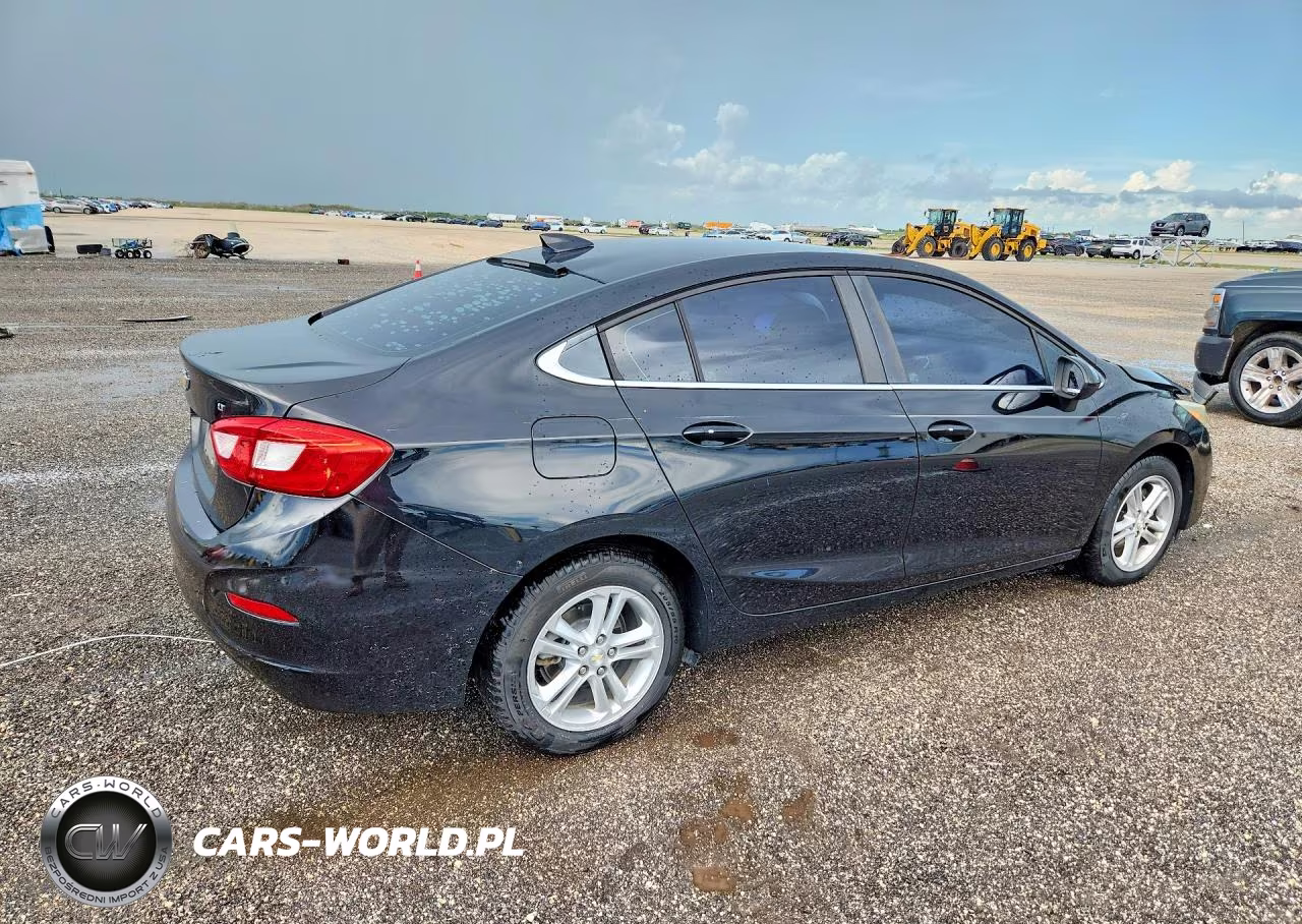 2017 Chevrolet Cruze Lt VIN:1G1BE5SM7H7115133 - 3