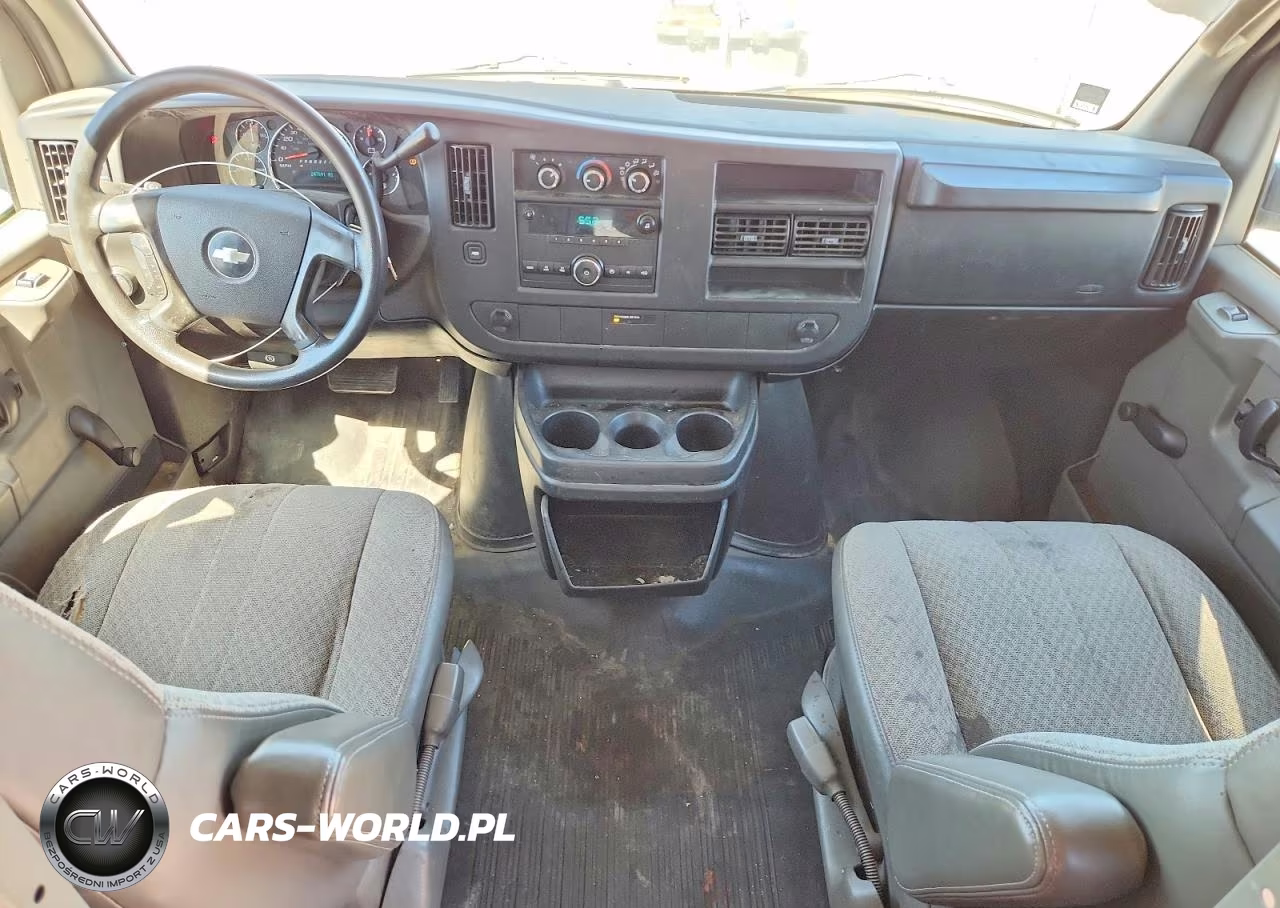 2008 Chevrolet Express G1500 VIN:1GCFG15XX81107466 - 8