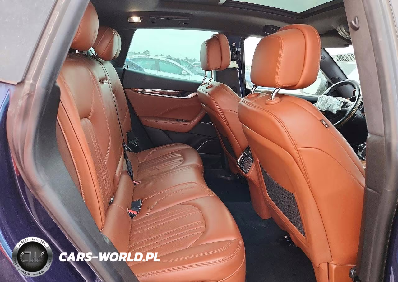 2018 Maserati Levante Luxury VIN:ZN661XUL6JX272919 - 11