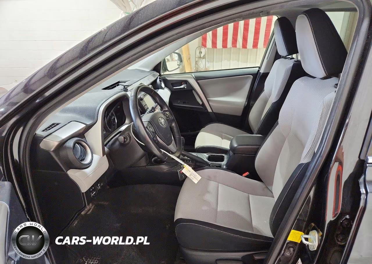 2017 Toyota Rav4 Hybrid Xle VIN:JTMRJREVXHD069733 - 7