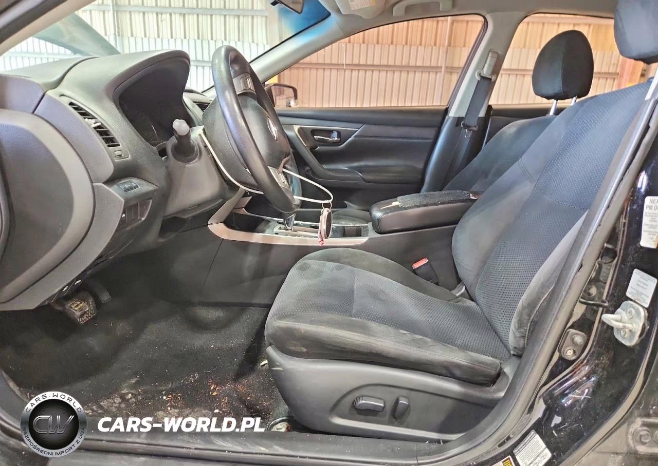 2015 Nissan Altima 2.5 S VIN:1N4AL3AP4FN900619 - 7