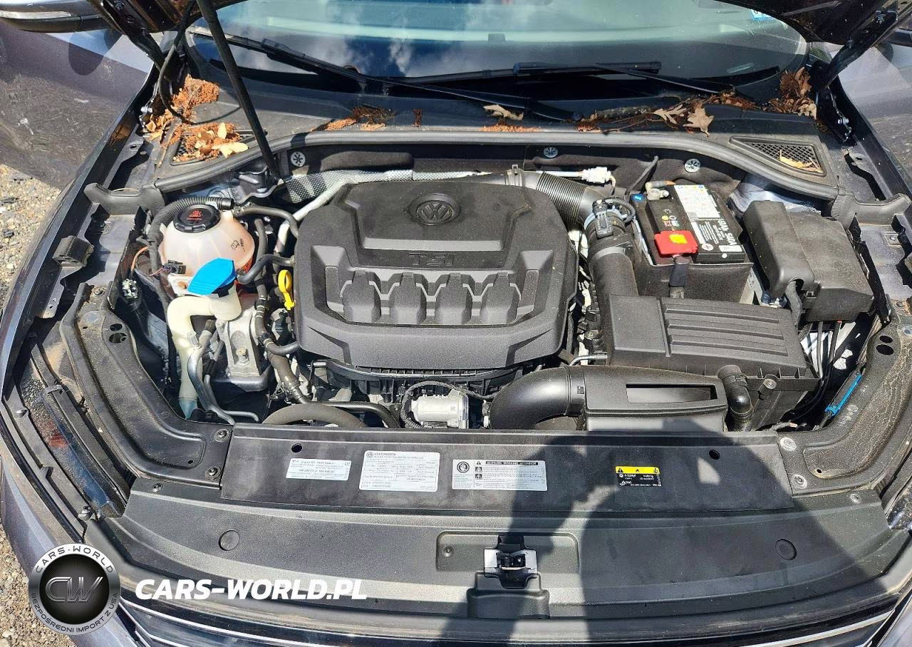 2019 Volkswagen Passat Wolfsburg VIN:1VWLA7A3XKC002073 - 11