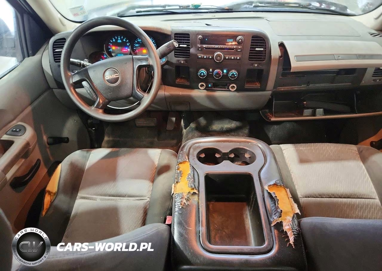 2008 GMC Sierra C1500 VIN:3GTEC13C28G229490 - 8