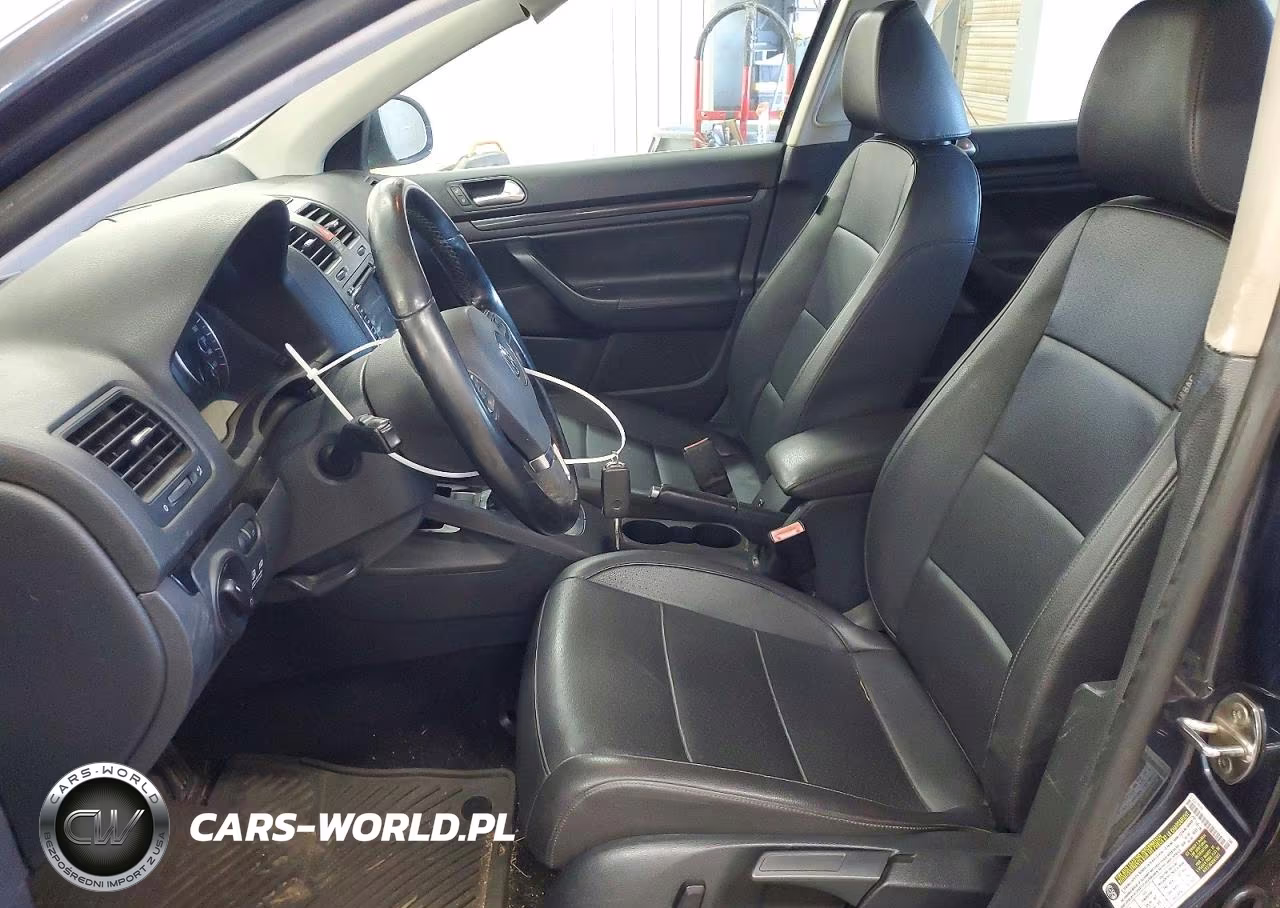 2010 Volkswagen Jetta Tdi VIN:3VWAL8AJ8AM130542 - 7