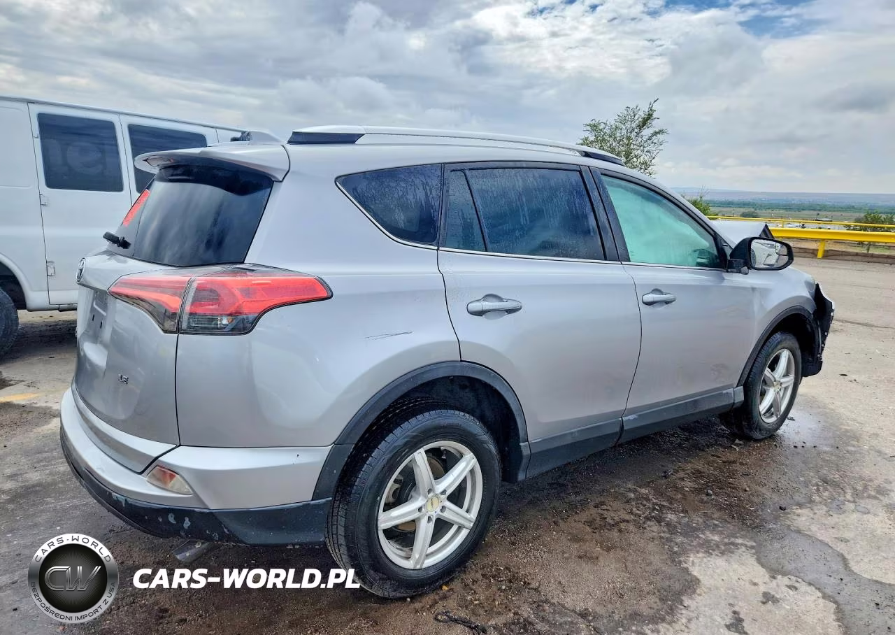 2016 Toyota Rav4 Le VIN:2T3ZFREV1GW253672 - 3