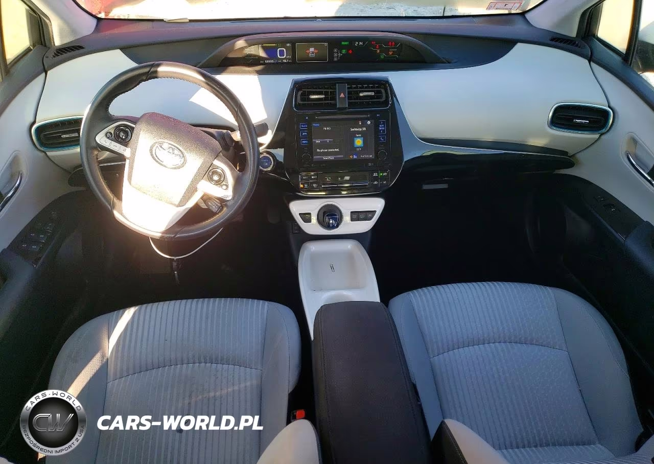 2017 Toyota Prius Prime Plus VIN:JTDKARFP5H3062440 - 8