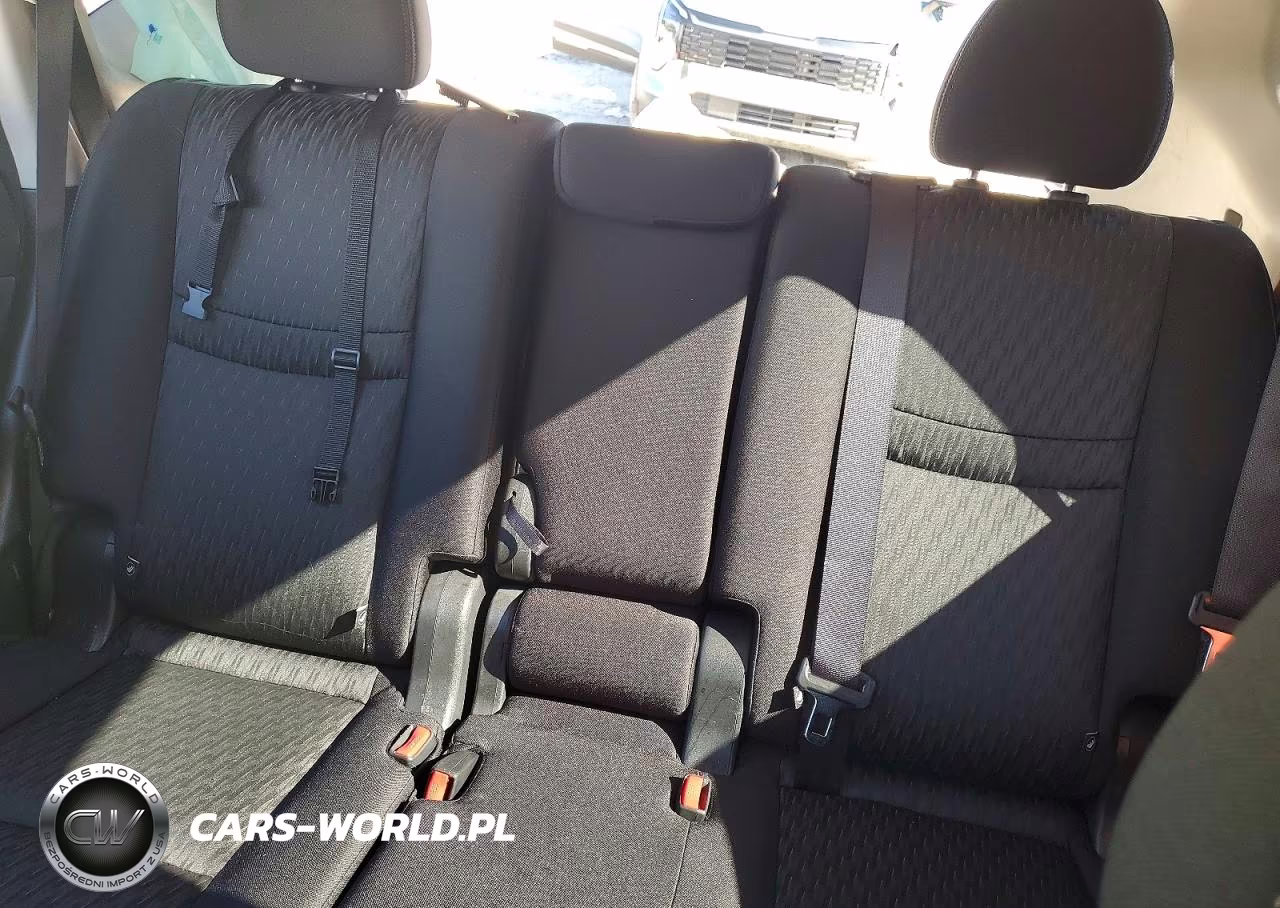 2018 Nissan Rogue Sv VIN:JN8AT2MTXJW469904 - 10