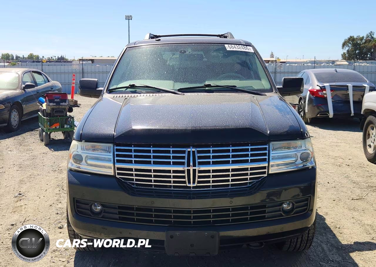 2010 Lincoln Navigator VIN:5LMJJ2J50AEJ02290 - 5