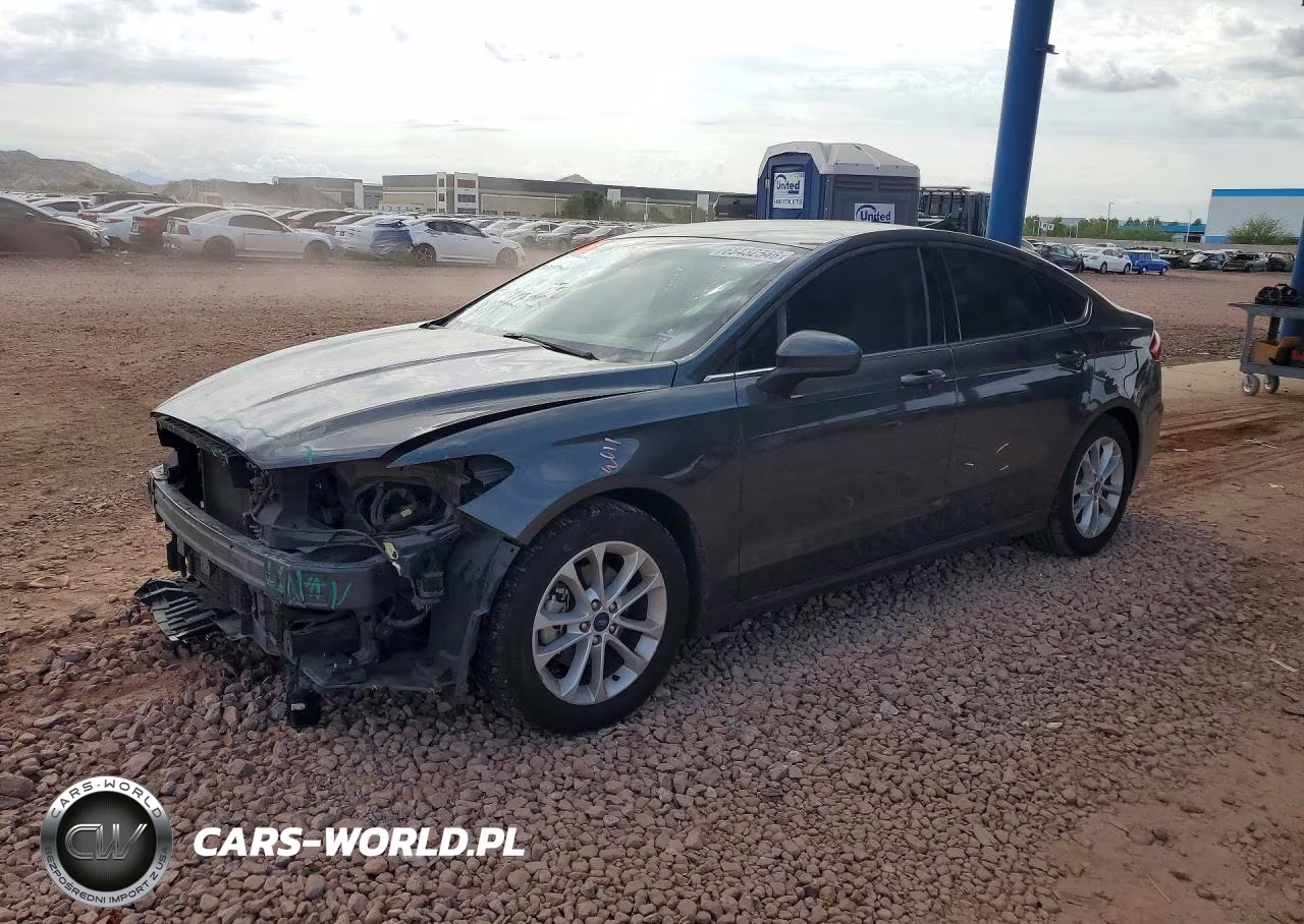 2019 Ford Fusion Se – zdjęcie 1 z 13