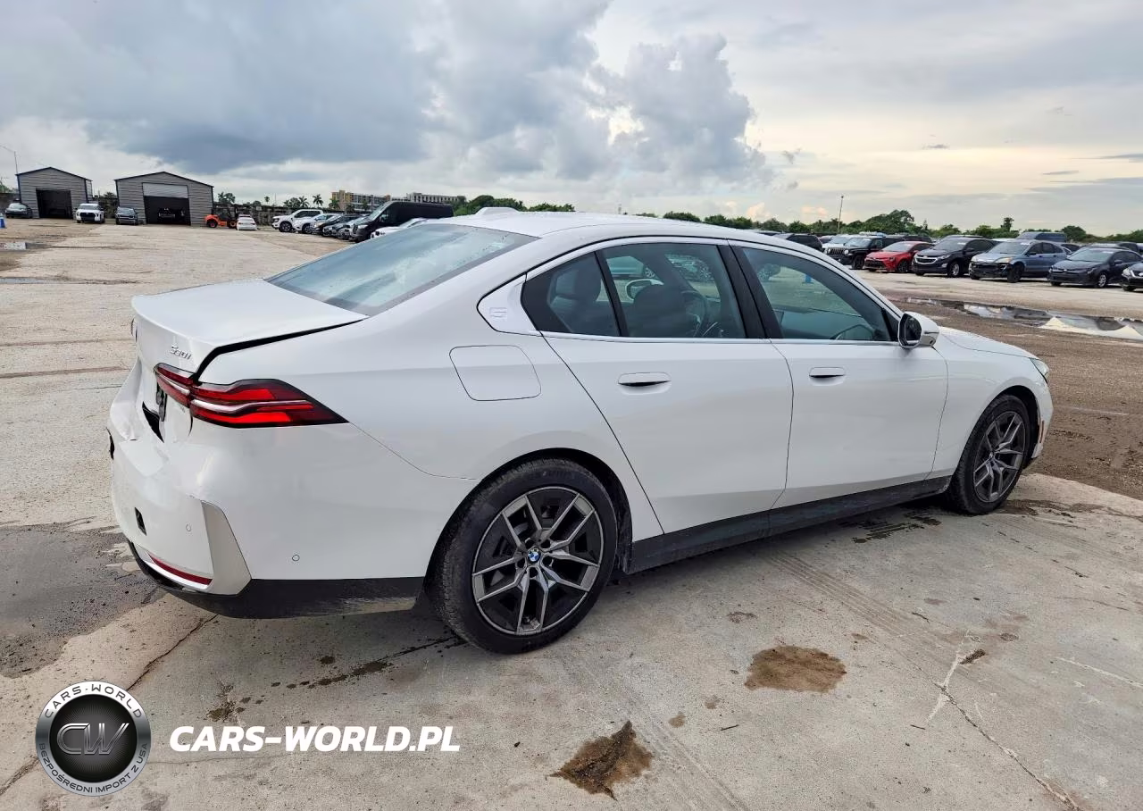 2026 BMW 530 Xi VIN:WBA53FJ0XTCX42565 - 3
