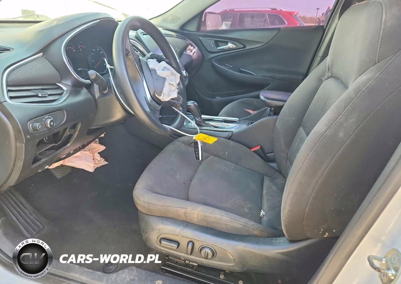 2018 Chevrolet Malibu Lt VIN:1G1ZD5STXJF153136 - 7