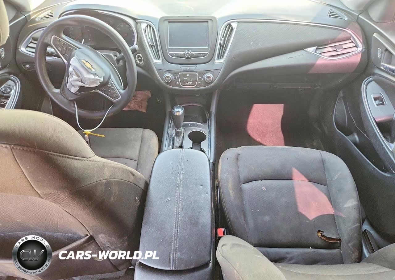 2018 Chevrolet Malibu Lt VIN:1G1ZD5STXJF153136 - 8