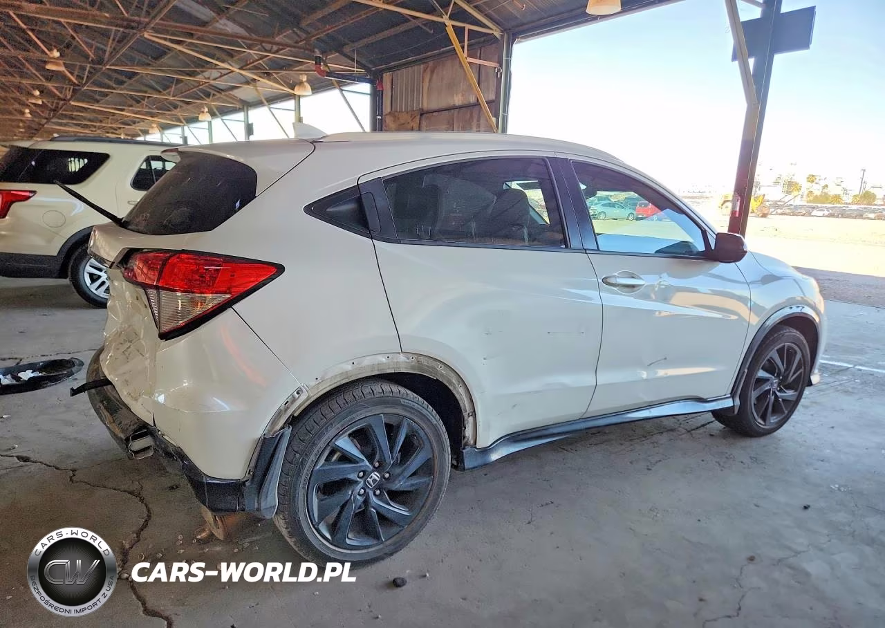 2022 Honda Hr-V Sport VIN:3CZRU5H1XNM730440 - 3
