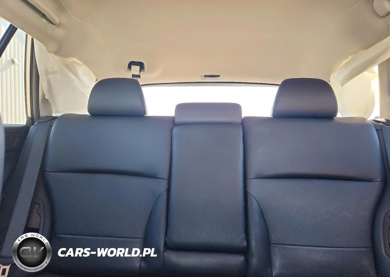 2015 Subaru Outback 2.5I Limited VIN:4S4BSBJCXF3356224 - 10