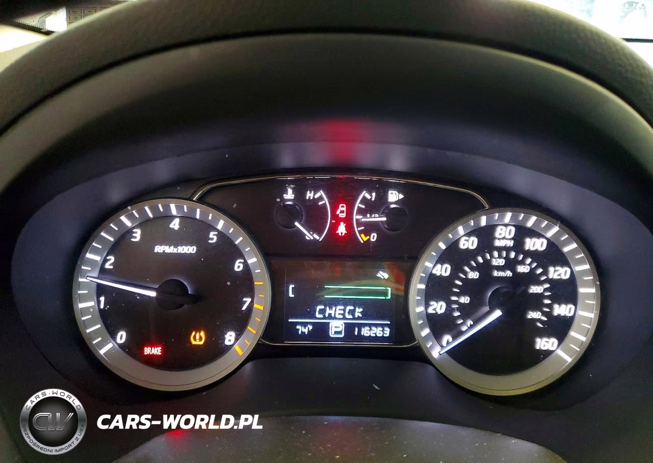 2015 Nissan Sentra S VIN:3N1AB7AP4FY212677 - 9