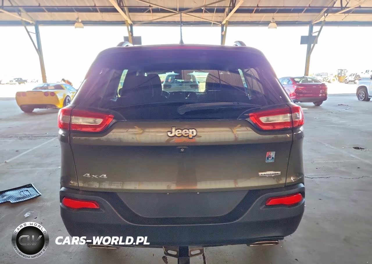 2015 Jeep Cherokee Latitude VIN:1C4PJMCSXFW556936 - 6