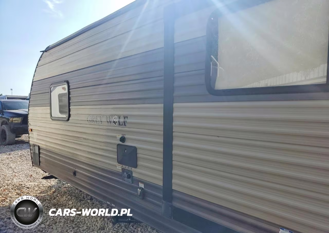 2018 Forest River Grey Wolf Camper VIN:4X4TCKZ24JK046368 - 3