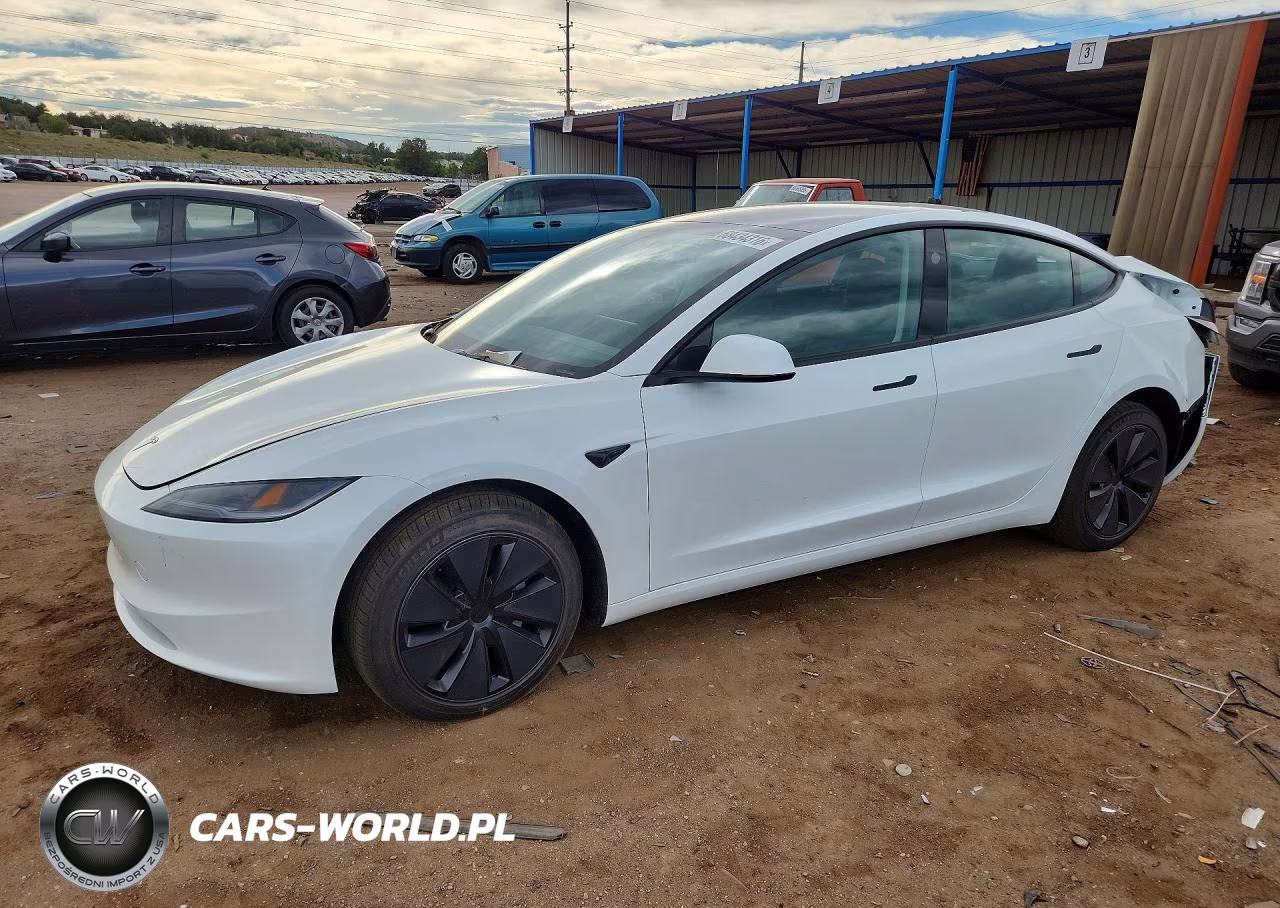 2026 Tesla Model 3 VIN:5YJ3E1EB3TF219619 - 1